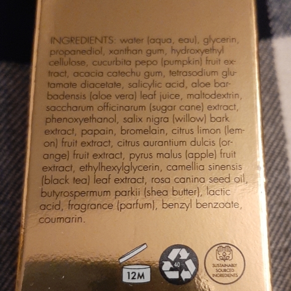 Whish Exfoliating Foot Mask - Picture 5 of 6